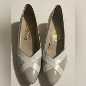 90s Vintage Salvatore Ferragamo Leather Heels Made in Italy Gray White Designer